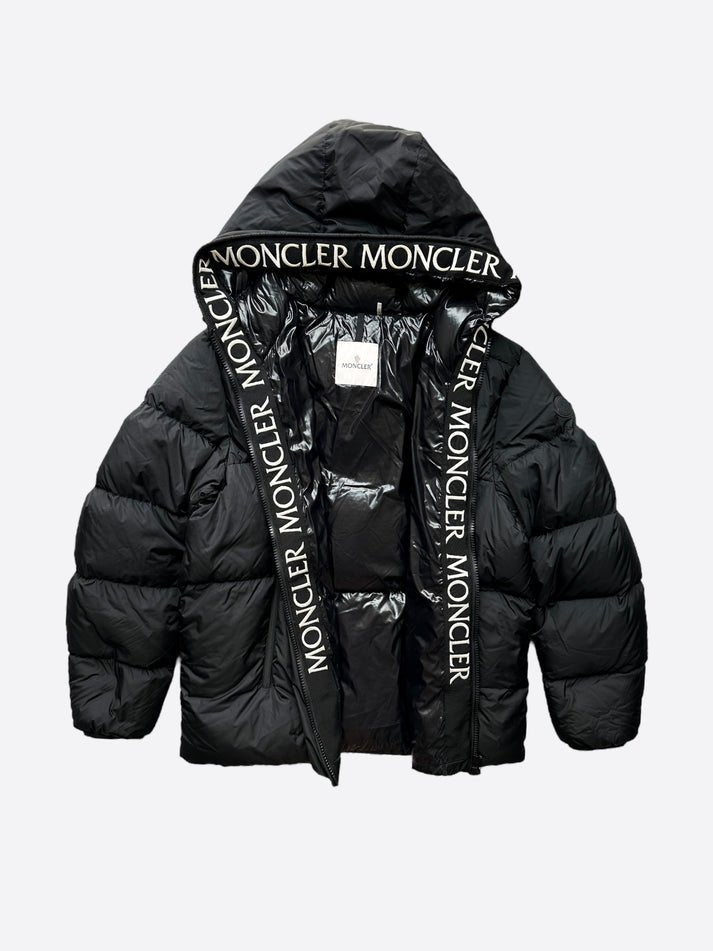 Montcla Logo Repeat Puffer Jacket - Tha Plug ZA